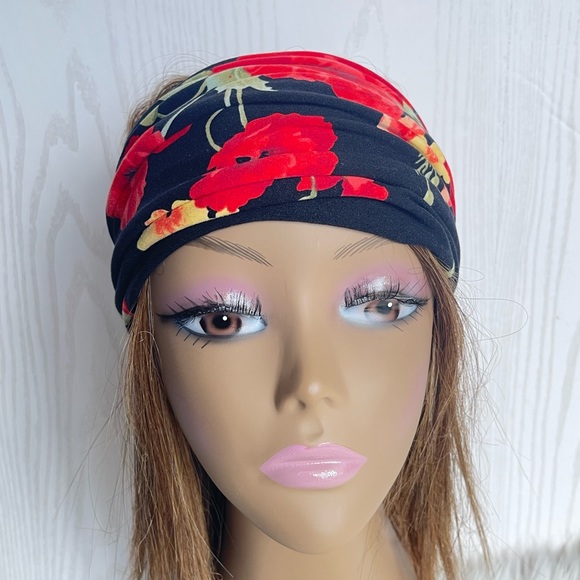 Black & Red Floral Print Jersey Knit Wide Twisted Headband, Spring Headwraps - Picture 6 of 6